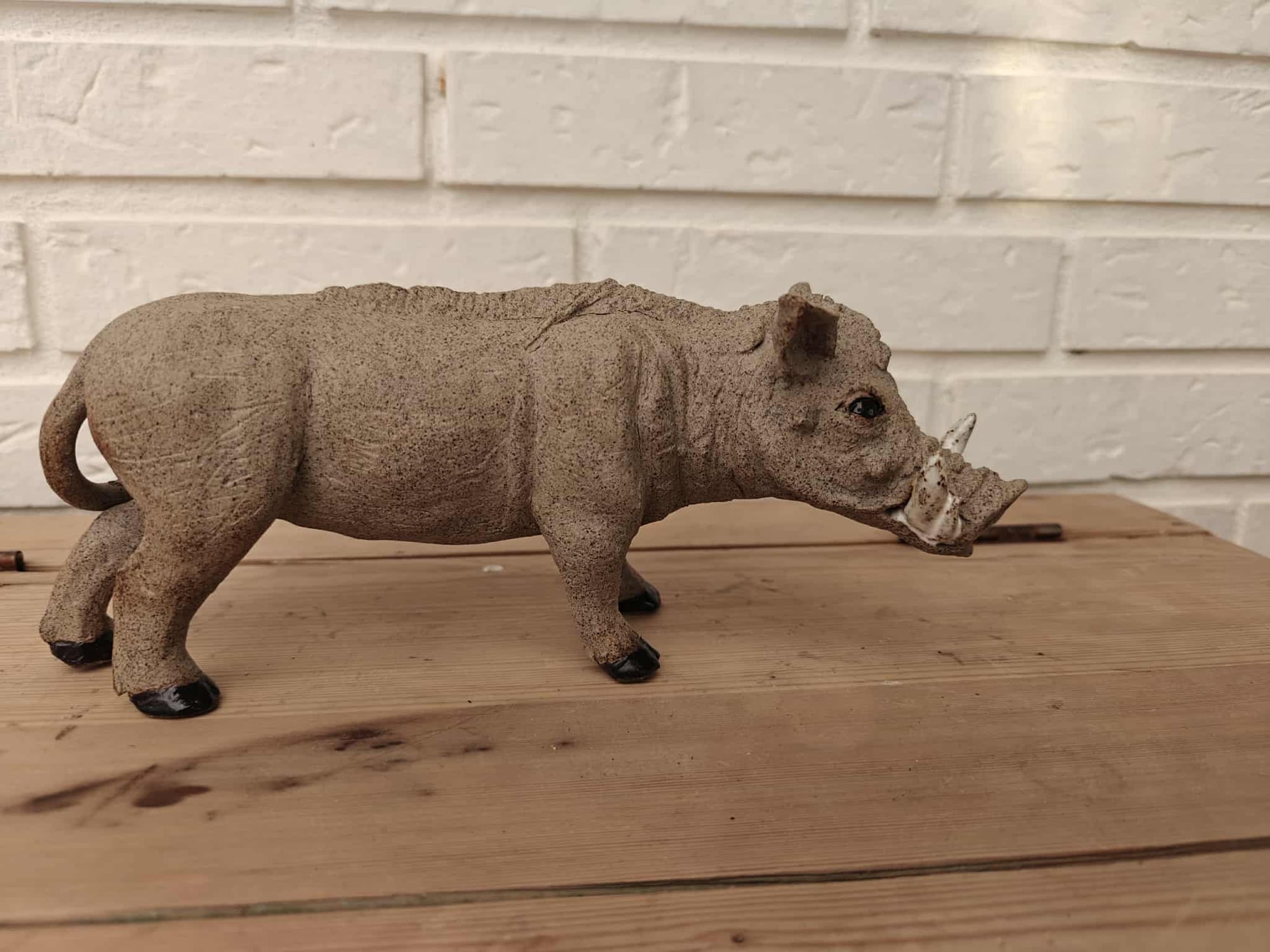 Vortesvin 2022
10,5 høj  
Lava stentøjsler
1800 kr